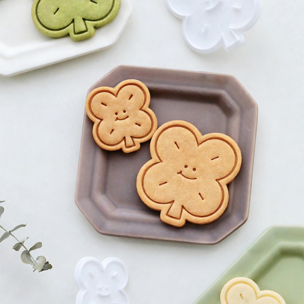 แม่พิมพ์คุกกี้รูปใบโคลเวอร์สี่ - Kitchen Appliances For Baking บทวิจารณ์และราคา